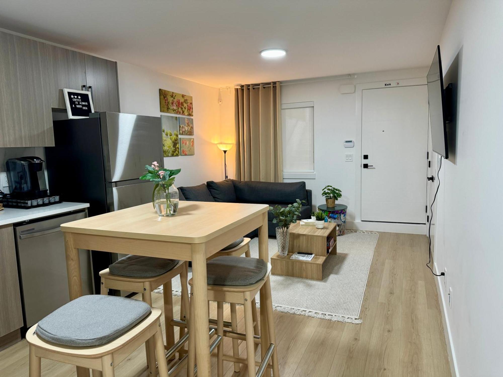 The Sunset Haven- Cozy 2Br Basement Suite Near White Rock Surrey Ngoại thất bức ảnh